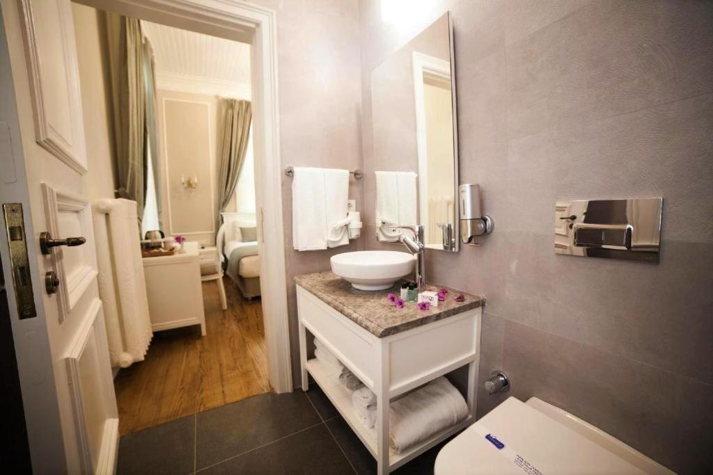 Triada Hotel Bueyuekada Adalar Exterior foto