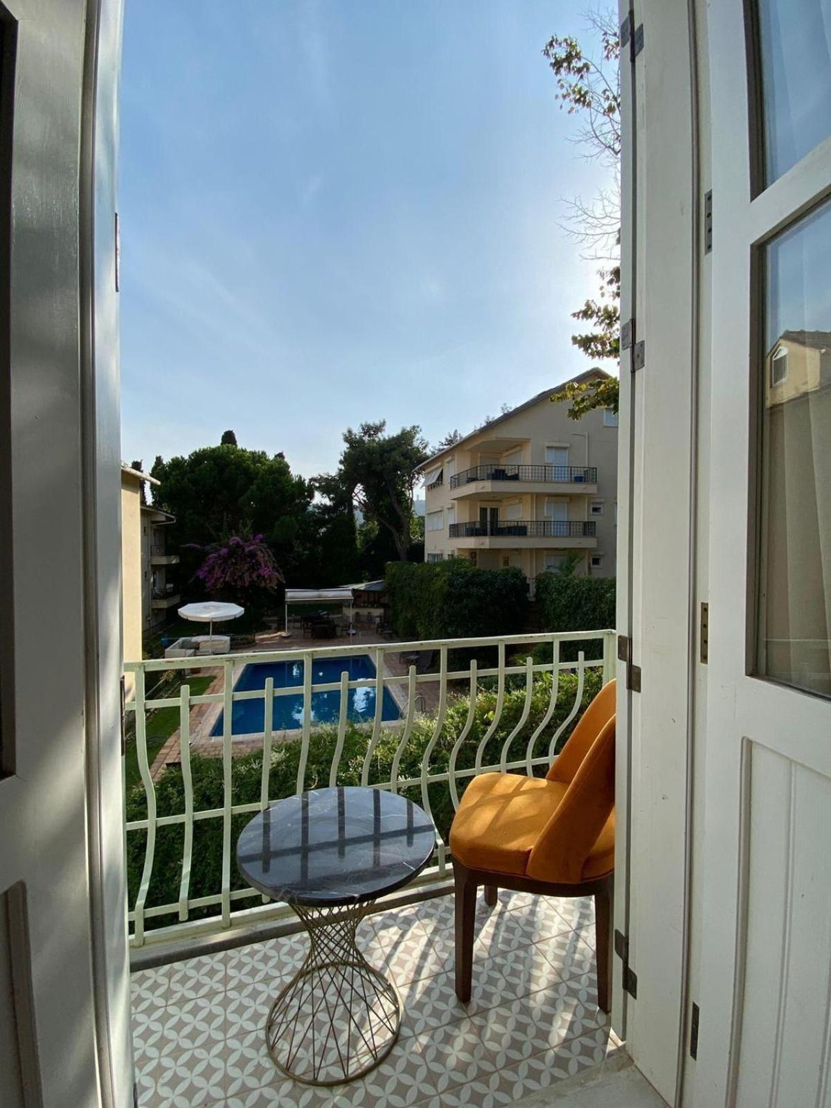 Triada Hotel Bueyuekada Adalar Exterior foto
